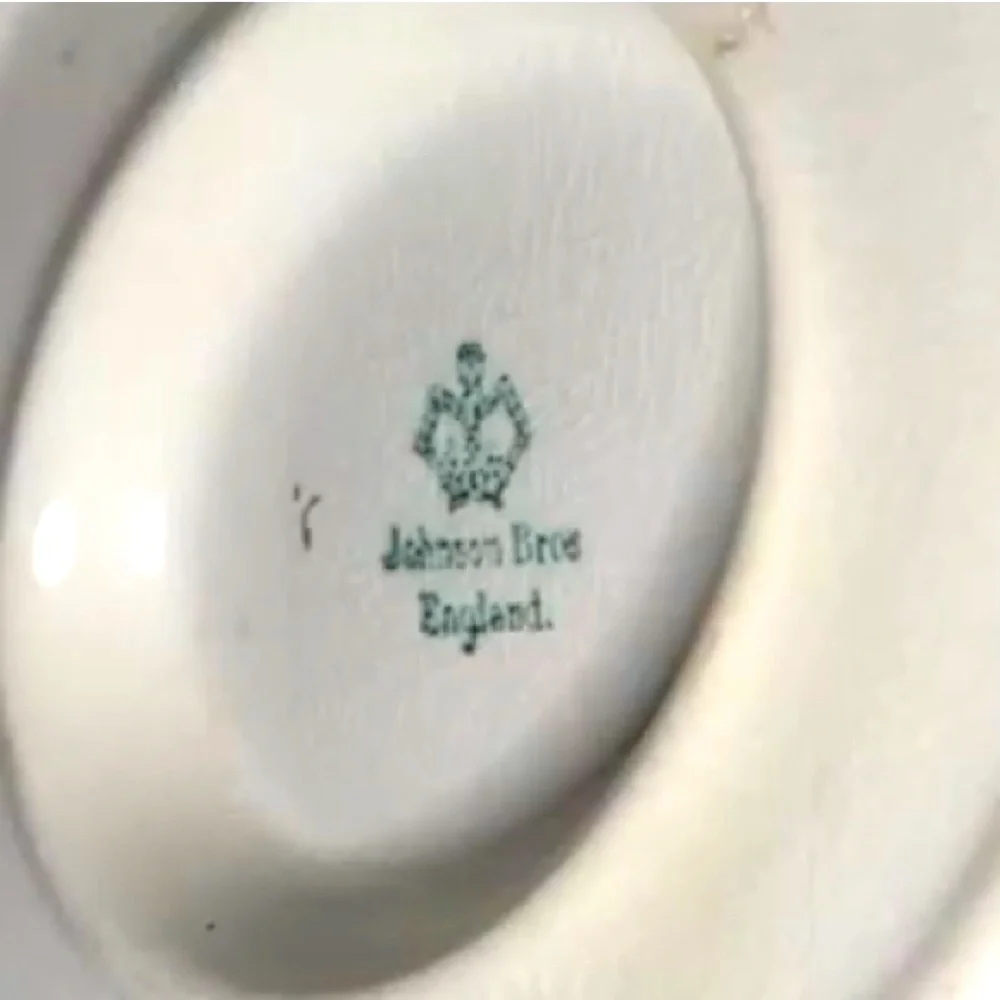Vintage Johnson Brothers Montrose Gravy Boat Attached Underplate